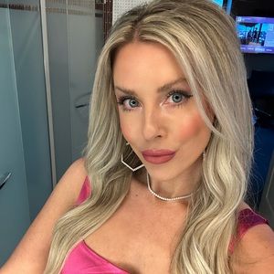 Meet your Posher, Ariel